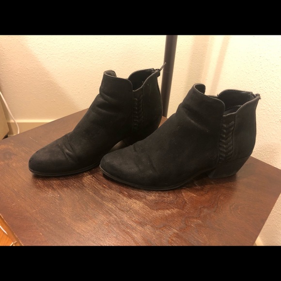 Black booties. - Picture 1 of 3